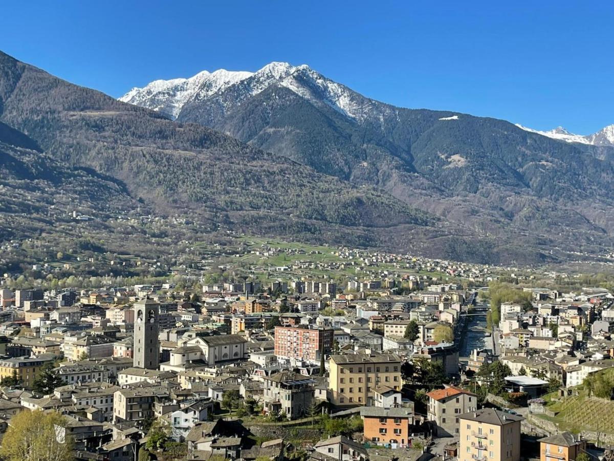 Appartamento La Baita Case Sondrio Fiume - Affitti Brevi Italia Exterior foto